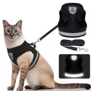 Breathable Cat Harness And Leash Escape Proof Pet Clothes Kitten Puppy Dogs Vest Adjustable Easy Control Reflective Cat Harness 1